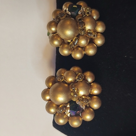 Gold Beaded Japan Necklace and Earring Set - Picture 6 of 9